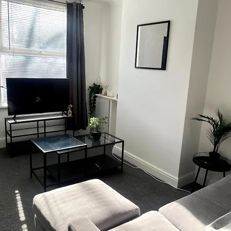 Cosy 2-Bed Home - Central Location Near Town & Train Station Dartford Exterior photo